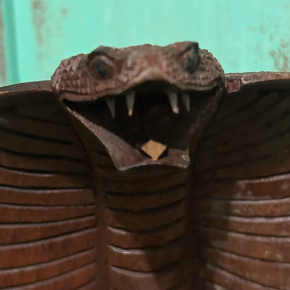 Vintage Set Of 4 Hand Carved Wood Cobras  Statuettes King Cobras Large Small - Picture 10 of 16